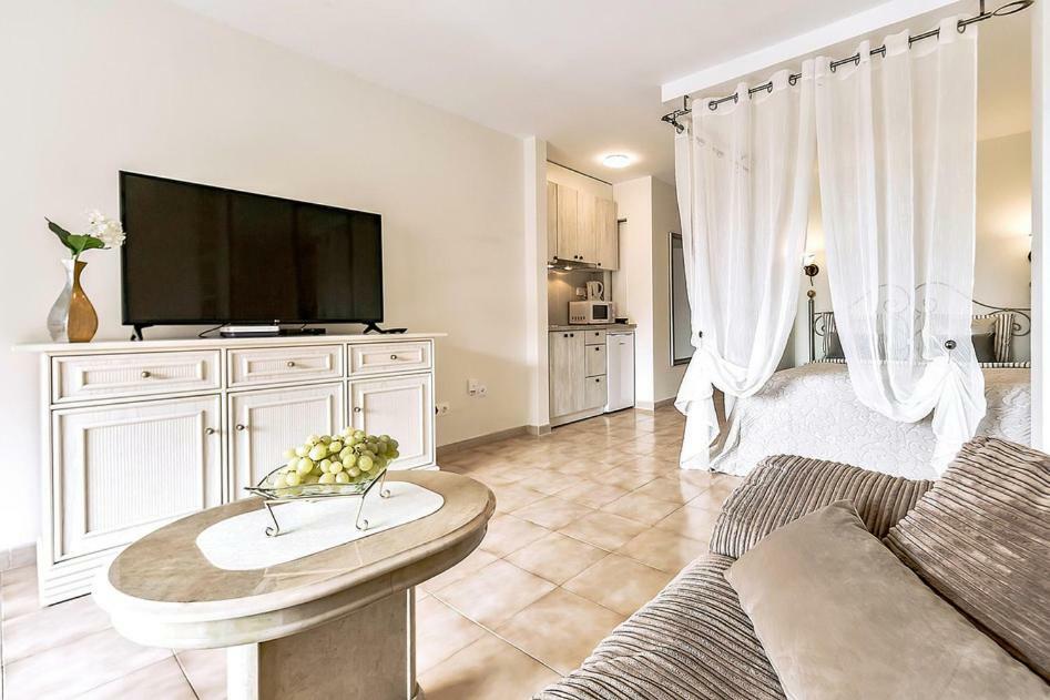 Studio In Los Cristianos Ocean View Arona  Kültér fotó